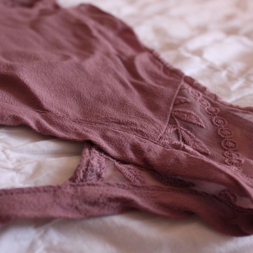 pink Tank Top w/ laced detailing
